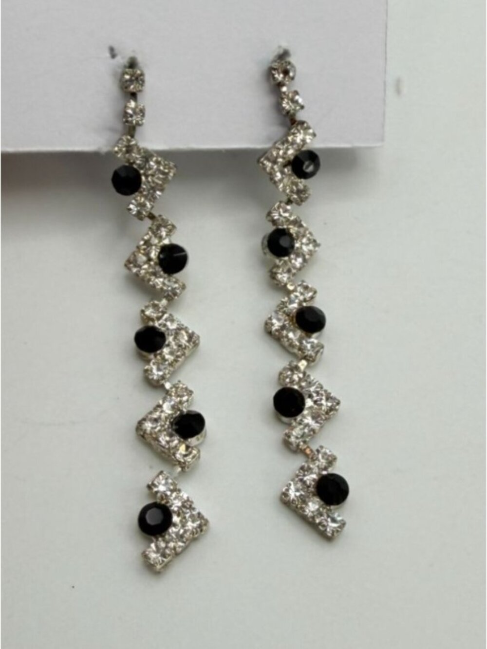 Silver Tone Black Rhinestone Chandelier Drop Dangle Earrings Bridal Prom Evening - Picture 6 of 6